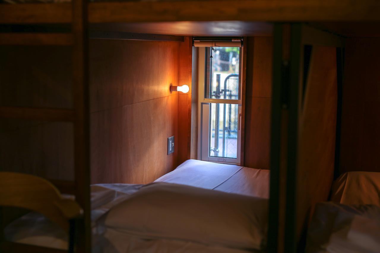 Auberge de jeunesse Tinys Yokohama Hinodecho Extérieur photo